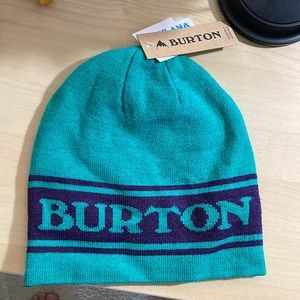 Reversible button beanie